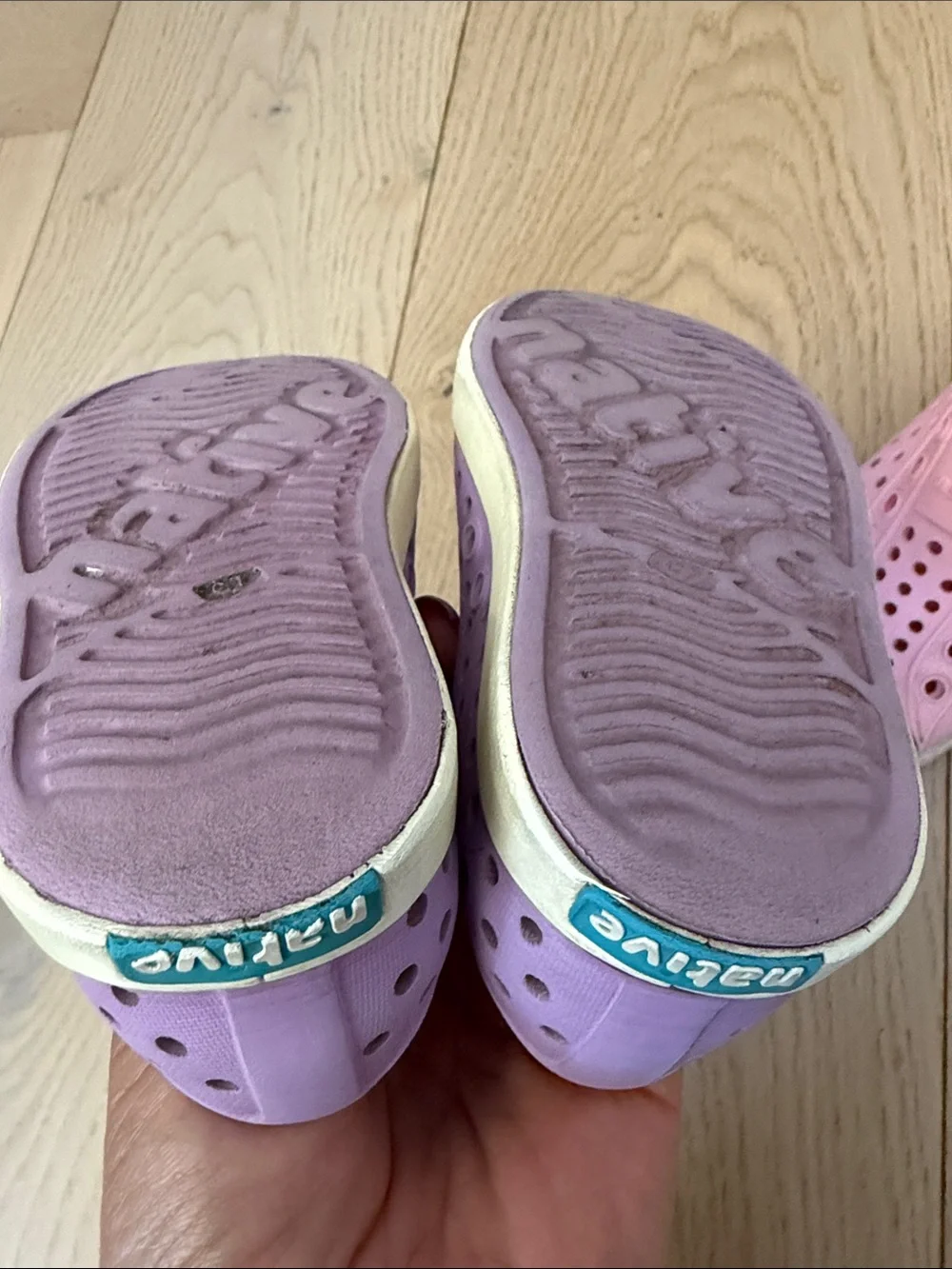 Native Slip-On Kids Shoes in Pink and Lavender size 7